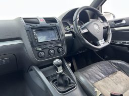 
										Volkswagen Golf 2.0 Gti full									