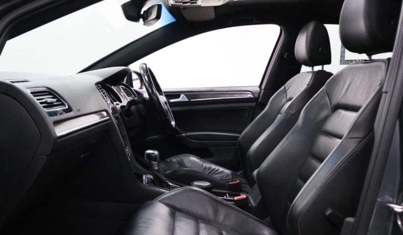 
								Volkswagen Golf VII 2.0 Tdi Gtd Dsg full									