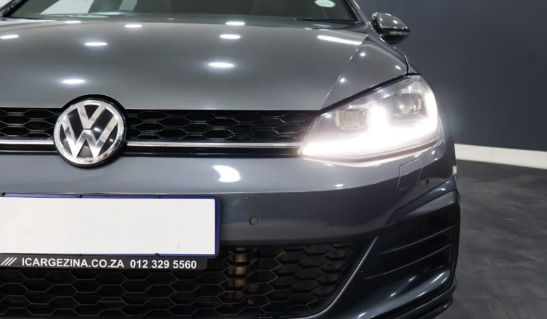 
								Volkswagen Golf VII 2.0 Tdi Gtd Dsg full									