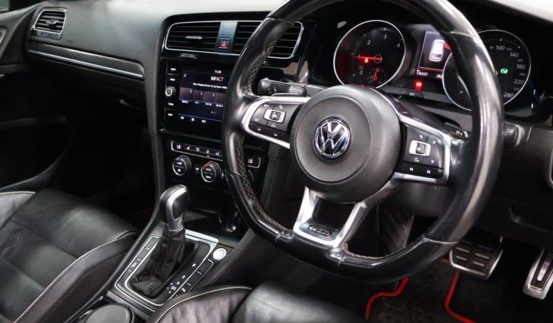 
								Volkswagen Golf VII 2.0 Tdi Gtd Dsg full									