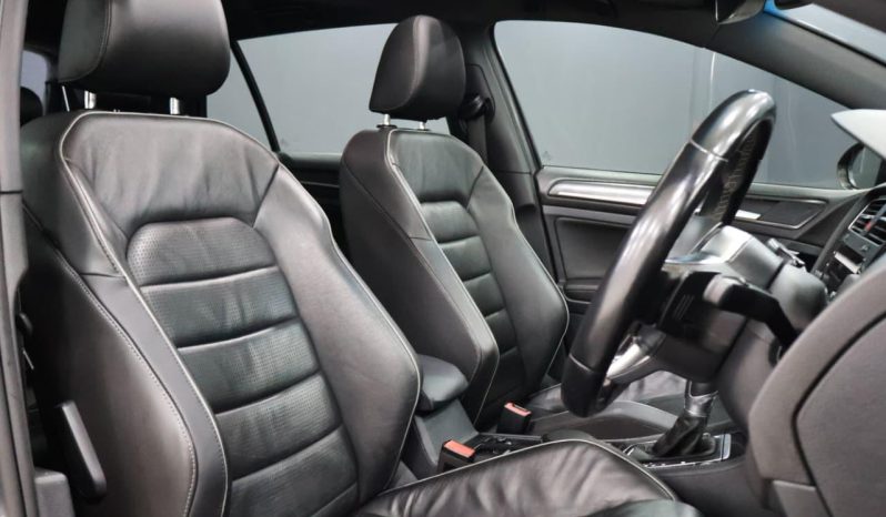 
								Volkswagen Golf VII 2.0 Tdi Gtd Dsg full									