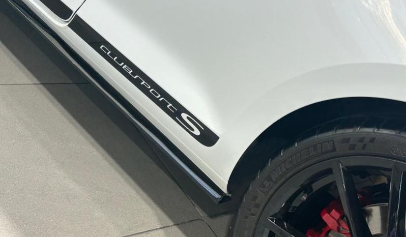 
								Volkswagen Golf VII 2.0 Tsi Gti Clubsport S full									
