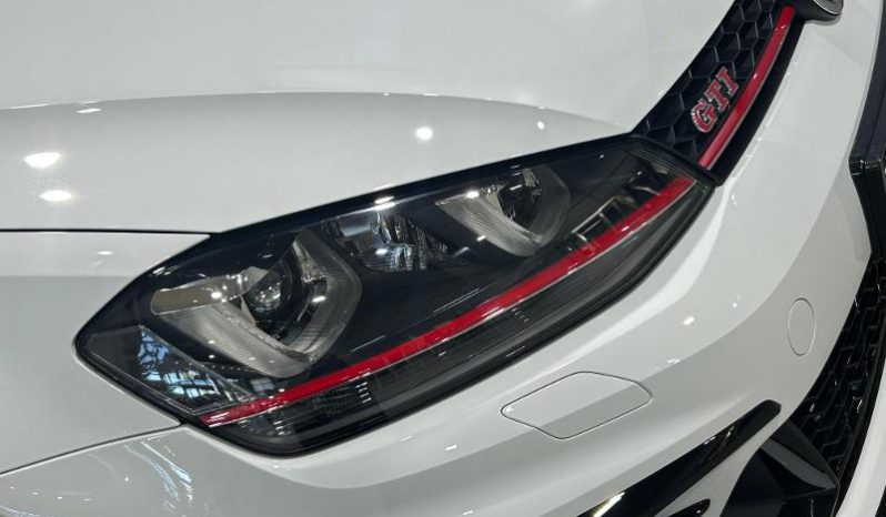 
								Volkswagen Golf VII 2.0 Tsi Gti Clubsport S full									