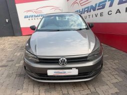 
										Volkswagen Polo 1.0 Trendline full									