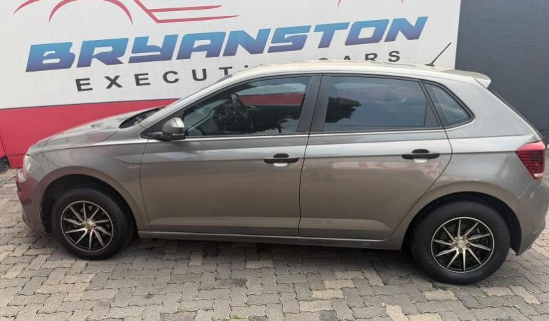 
								Volkswagen Polo 1.0 Trendline full									