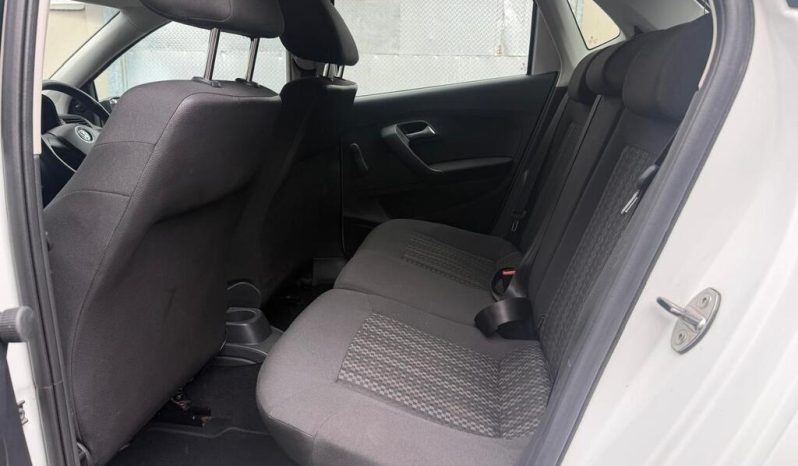 
								Volkswagen Polo 1.2 Tsi Trendline full									