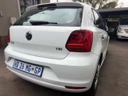 
										Volkswagen Polo 1.2 Tsi Trendline full									
