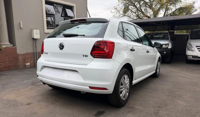
								Volkswagen Polo 1.2 Tsi Trendline full									