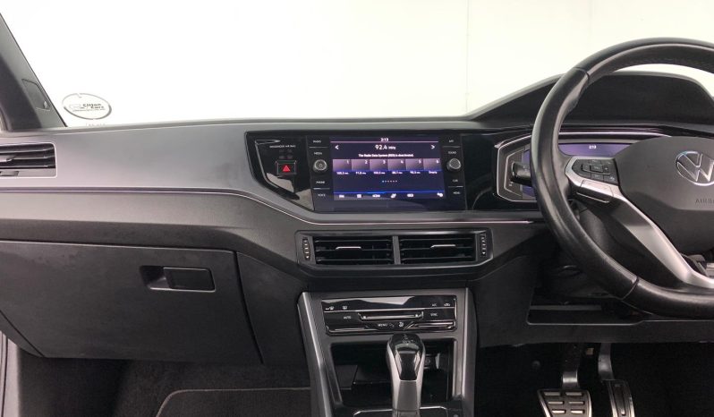 
								Volkswagen Polo Hatch 1.0 Tsi R-Line Dsg full									