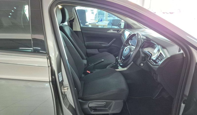 
								Volkswagen POLO PLAYA / POLO POLO 1.0 TSI COMFORTLINE DSG full									