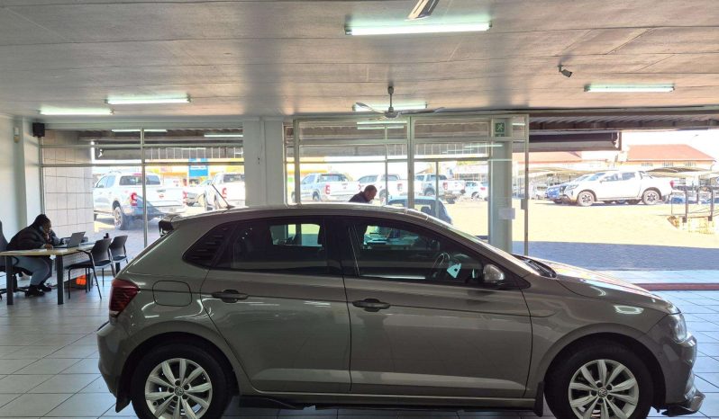 
								Volkswagen POLO PLAYA / POLO POLO 1.0 TSI COMFORTLINE DSG full									