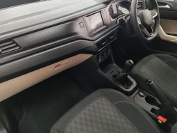 
										VOLKSWAGEN POLO SEDAN 1.6 BASE full									