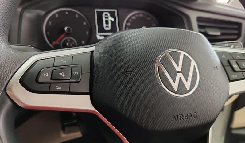 
								VOLKSWAGEN POLO SEDAN 1.6 BASE full									