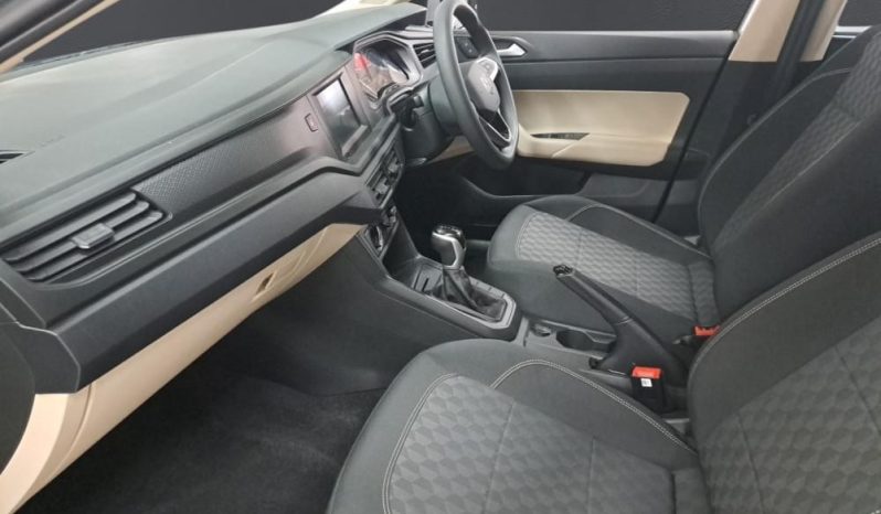 
								VOLKSWAGEN POLO SEDAN 1.6 TIPTRONIC full									