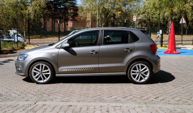 
								Volkswagen Polo Vivo 1.0 TSI GT full									