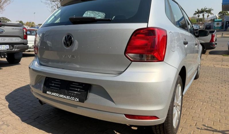 
								Volkswagen Polo Vivo Hatch 1.4 full									
