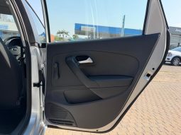 
										Volkswagen Polo Vivo Hatch 1.4 full									