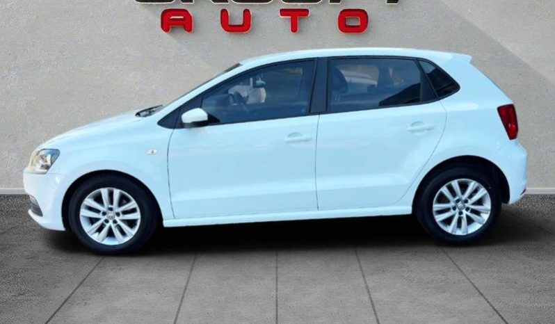 
								Volkswagen Polo Vivo Hatch 1.4 Comfortline full									