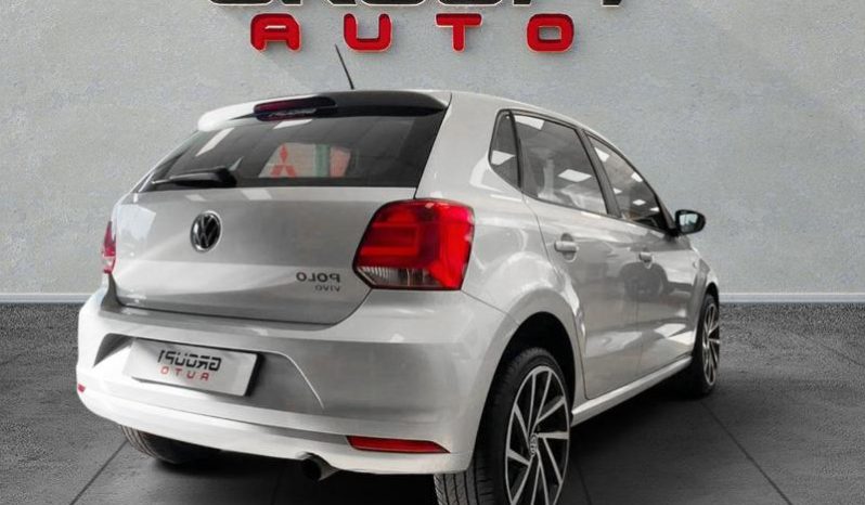 
								Volkswagen Polo Vivo Hatch 1.6 Comfortline Tiptronic full									