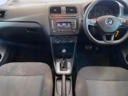 
										Volkswagen Polo Vivo Hatch 1.6 Comfortline Tiptronic full									