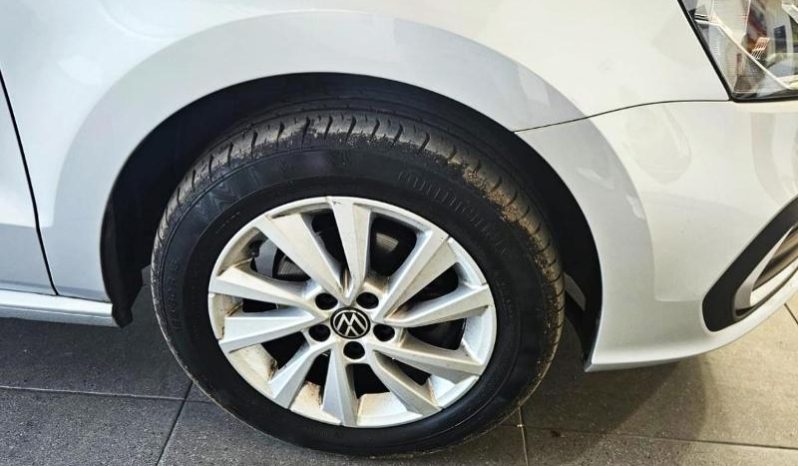 
								Volkswagen Polo Vivo Hatch 1.6 Life Tipt full									