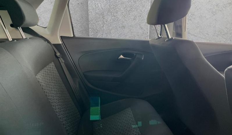 
								VOLKSWAGEN POLO VIVO HATCH 1.6 LIFE TIPT full									