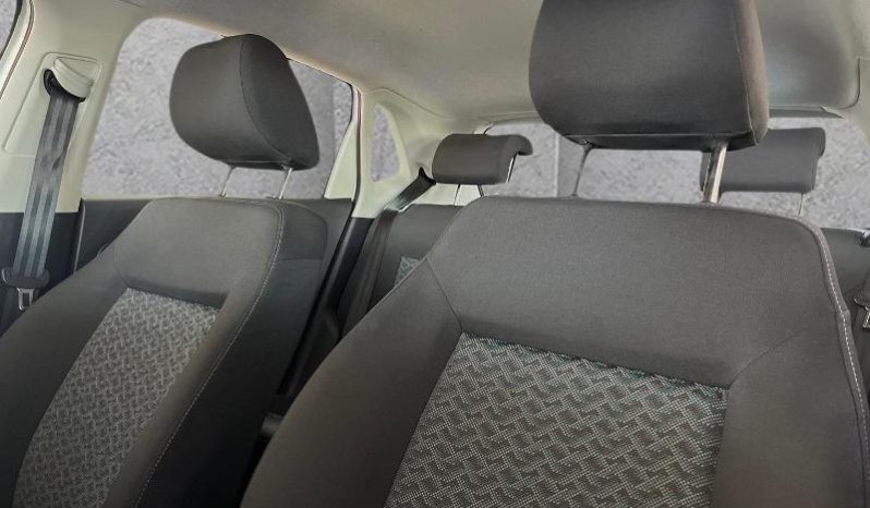 
								VOLKSWAGEN POLO VIVO HATCH 1.6 LIFE TIPT full									