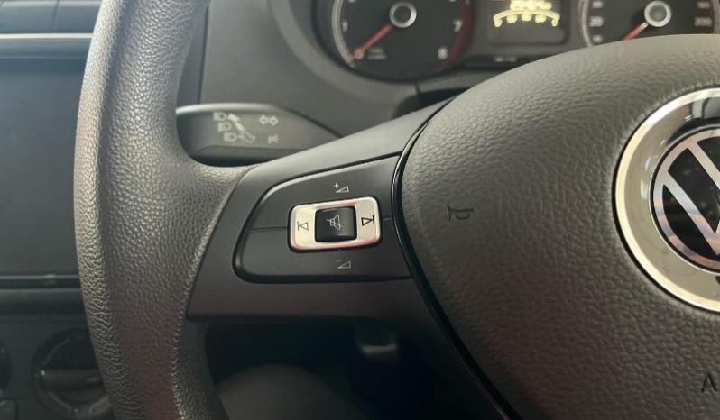 
								VOLKSWAGEN POLO VIVO HATCH 1.6 LIFE TIPT full									