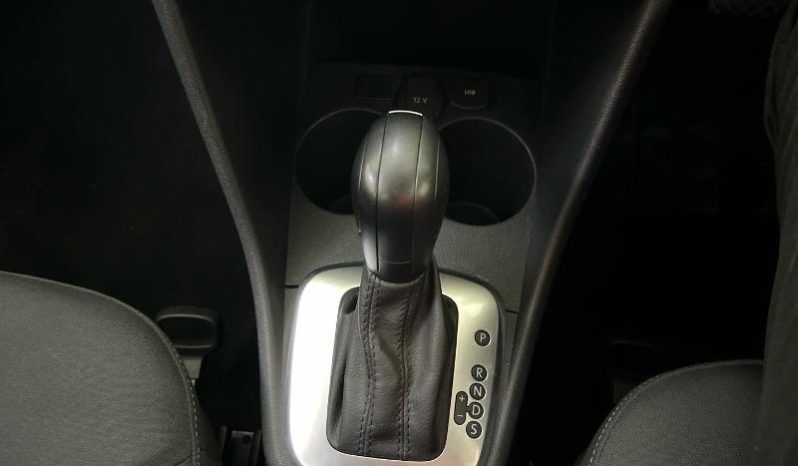 
								VOLKSWAGEN POLO VIVO HATCH 1.6 LIFE TIPT full									