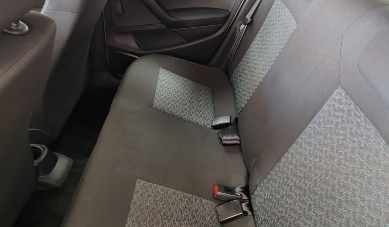 
								VOLKSWAGEN POLO VIVO HATCH 1.6 LIFE TIPT full									
