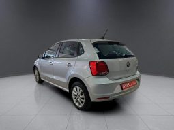 
										VOLKSWAGEN POLO VIVO HATCH 1.6 LIFE TIPT full									