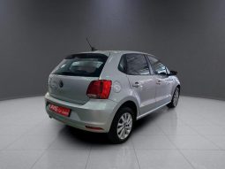 
										VOLKSWAGEN POLO VIVO HATCH 1.6 LIFE TIPT full									