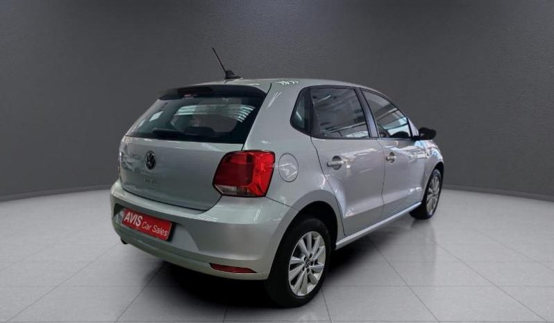 
								VOLKSWAGEN POLO VIVO HATCH 1.6 LIFE TIPT full									