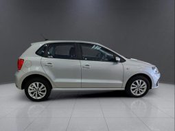 
										VOLKSWAGEN POLO VIVO HATCH 1.6 LIFE TIPT full									