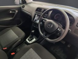 
										VOLKSWAGEN POLO VIVO HATCH 1.6 LIFE TIPT full									
