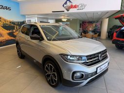 
										Volkswagen T-Cross 1.0 Tsi Highline Dsg full									