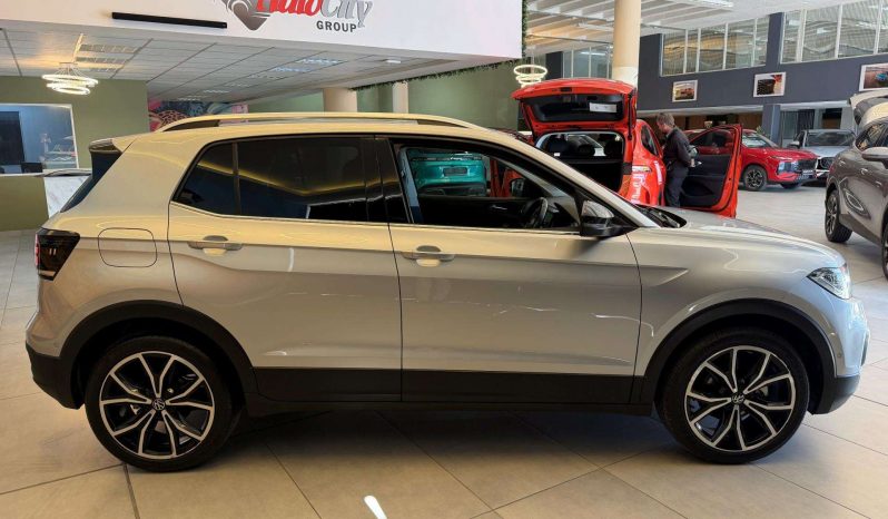 
								Volkswagen T-Cross 1.0 Tsi Highline Dsg full									