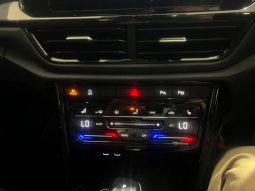 
										Volkswagen T-Roc 1.4 Tsi Design full									