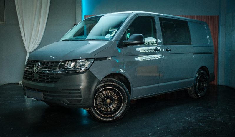 
								Volkswagen T6.1 Crew Bus 2.0 Bitdi Swb 4motion Dsg 5 Seater full									
