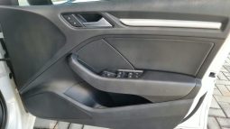 
										Audi A3 Sportback 1.0 Tfsi S Tronic full									