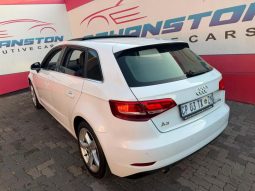 
										Audi A3 Sportback 30 Tfsi S-Tronic full									