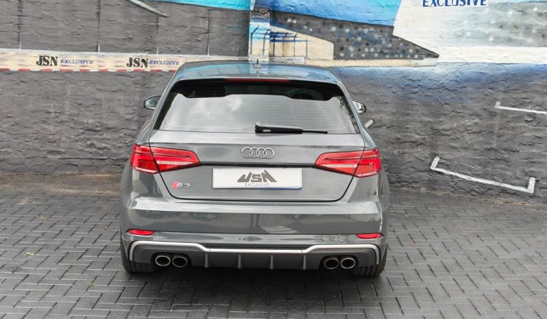 
								Audi A3 Sportback S3 2.0 Tfsi Quattro S-Tronic full									