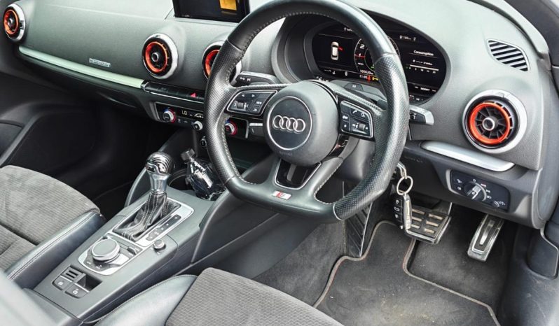 
								Audi A3 Sportback S3 2.0 Tfsi Quattro S-Tronic full									