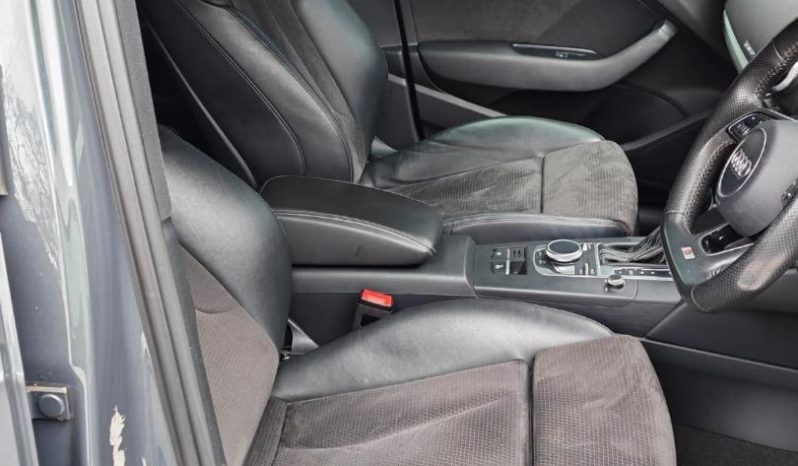 
								Audi A3 Sportback S3 2.0 Tfsi Quattro S-Tronic full									