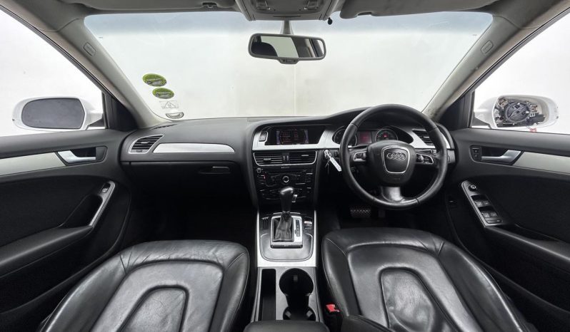 
								Audi A4 Sedan 2.0 T Ambition Multitronic full									