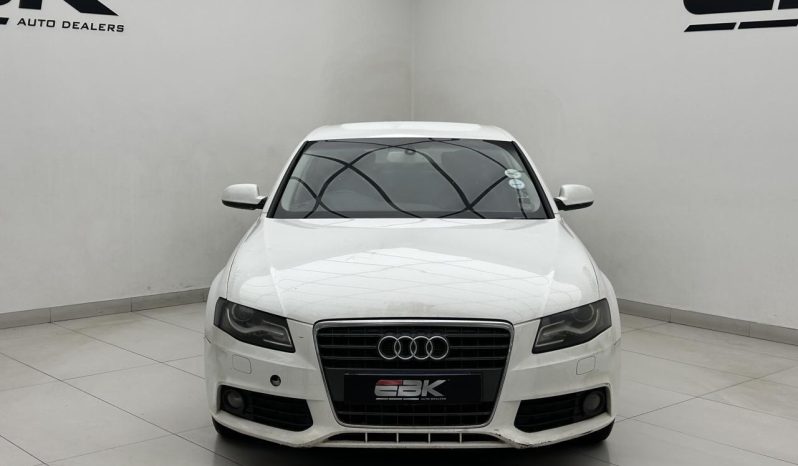
								Audi A4 Sedan 2.0 T Ambition Multitronic full									