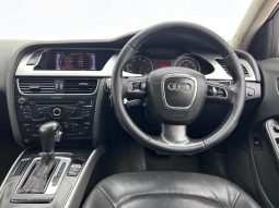 
										Audi A4 Sedan 2.0 T Ambition Multitronic full									