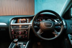 
										Audi A4 Sedan 2.0 Tdi S Multitronic full									