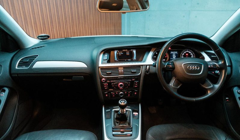 
								Audi A4 Sedan 2.0 Tdi S Multitronic full									