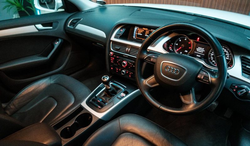 
								Audi A4 Sedan 2.0 Tdi S Multitronic full									